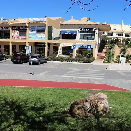 Eber - Independent 1 & 2 Bedroom Apartments, Pool, Air Con, Fast Wi-fi, Near Old Town Of And Beaches *