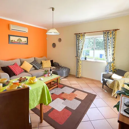 Eber - Independent 1 & 2 Bedroom Apartments, Pool, Air Con, Fast Wi-fi, Near Old Town Of And Beaches דירה