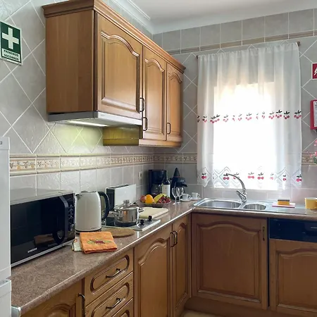 Eber - Independent 1 & 2 Bedroom Apartments, Pool, Air Con, Fast Wi-fi, Near Old Town Of And Beaches Апартаменти *