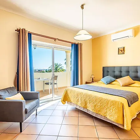 Διαμέρισμα Eber - Independent 1 & 2 Bedroom Apartments, Pool, Air Con, Fast Wi-fi, Near Old Town Of And Beaches *