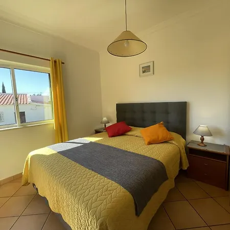 Διαμέρισμα Eber - Independent 1 & 2 Bedroom Apartments, Pool, Air Con, Fast Wi-fi, Near Old Town Of And Beaches *