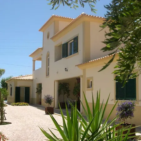 Eber - Independent 1 & 2 Bedroom Apartments, Pool, Air Con, Fast Wi-fi, Near Old Town Of And Beaches * Αλμπουφέιρα