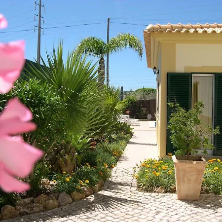 Eber - Independent 1 & 2 Bedroom Apartments, Pool, Air Con, Fast Wi-fi, Near Old Town Of And Beaches *